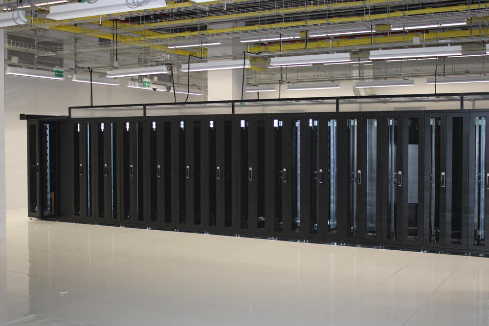 Datacenter İlgili Görsel