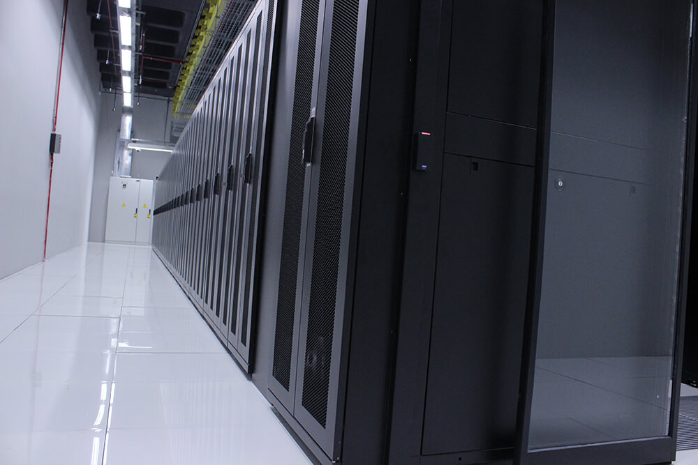 Datacenter İlgili Görsel